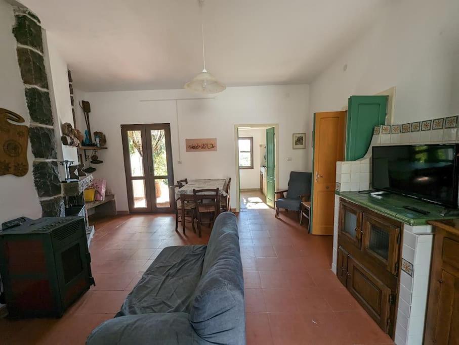 Cottage Familiare Sant'Agostino Abbasanta Exterior photo